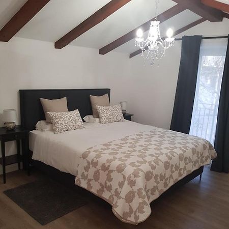 Boutique Villa Zontova Jama วิพาวา ภายนอก รูปภาพ