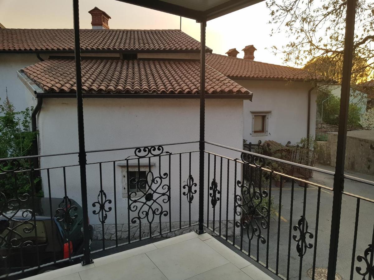 Boutique Villa Zontova Jama วิพาวา ภายนอก รูปภาพ