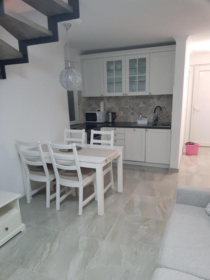 Boutique Villa Zontova Jama วิพาวา ภายนอก รูปภาพ